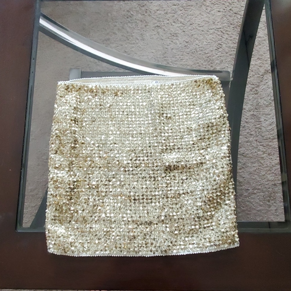 Sequence skirt